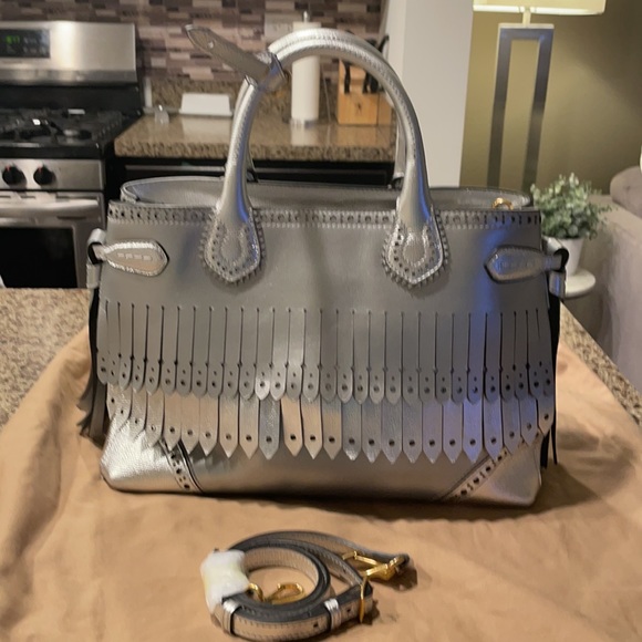 Burberry Medium Banner Fringe - Picture 14 of 16